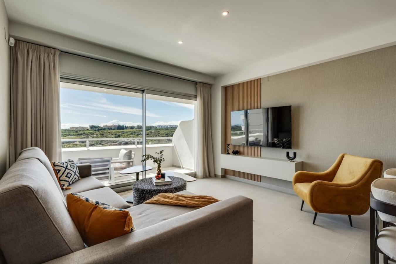 Apartamento Luxueus Apt. With Panoramic View - Oceana Gardens *