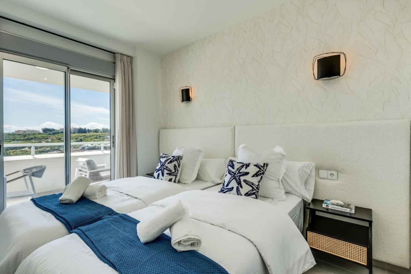 Luxueus Apt. With Panoramic View - Oceana Gardens
