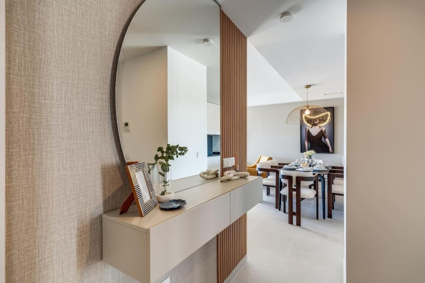 Luxueus Apt. With Panoramic View - Oceana Gardens *